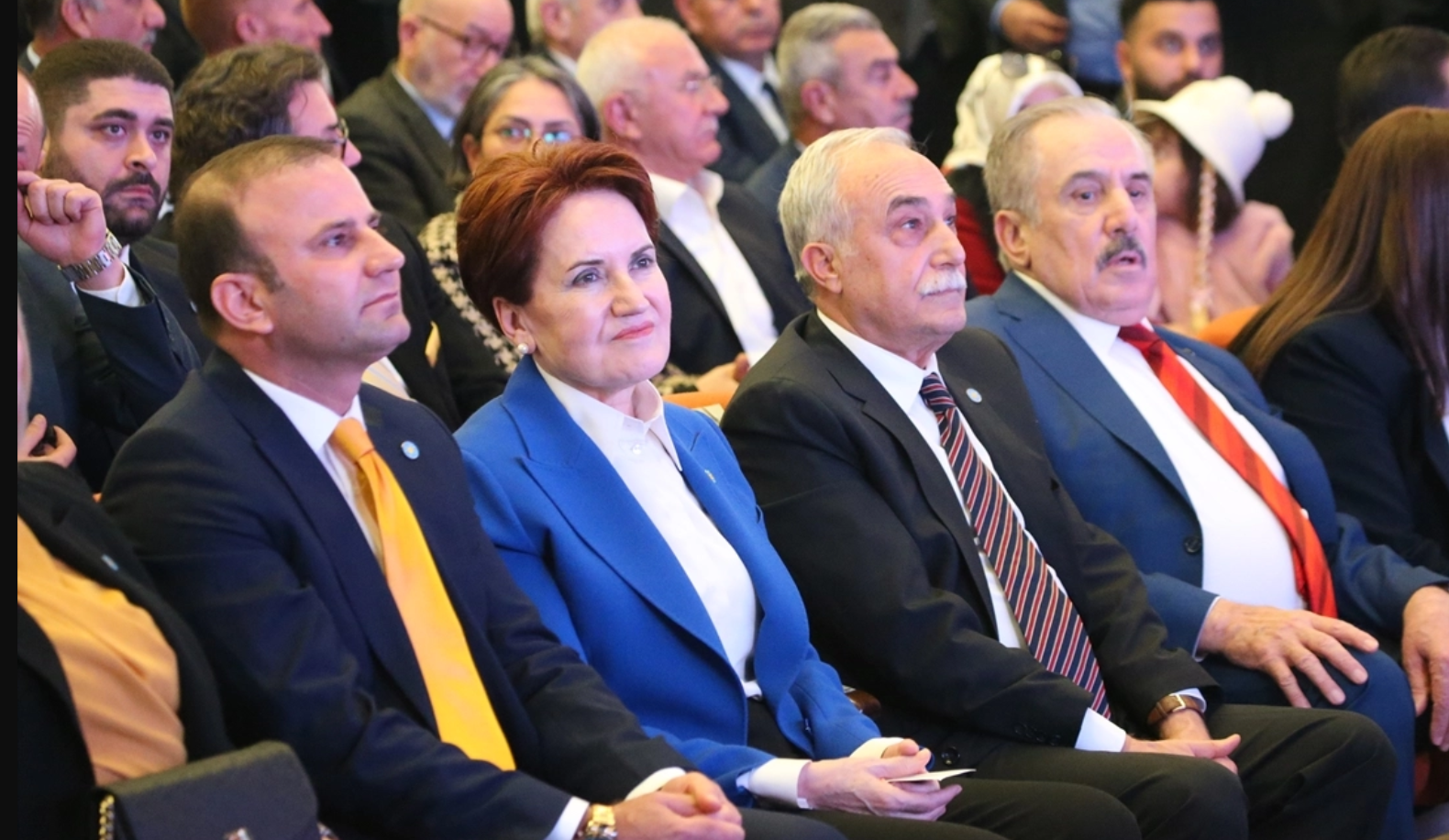İl Kongresinde konuşan Akşener Urfa sorunlarına değindi