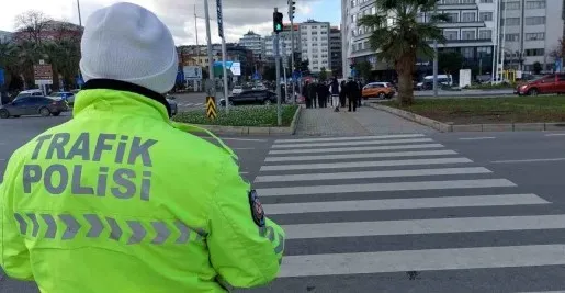 Kırmızı ışıkta geçen yayalara 41 bin TL ceza