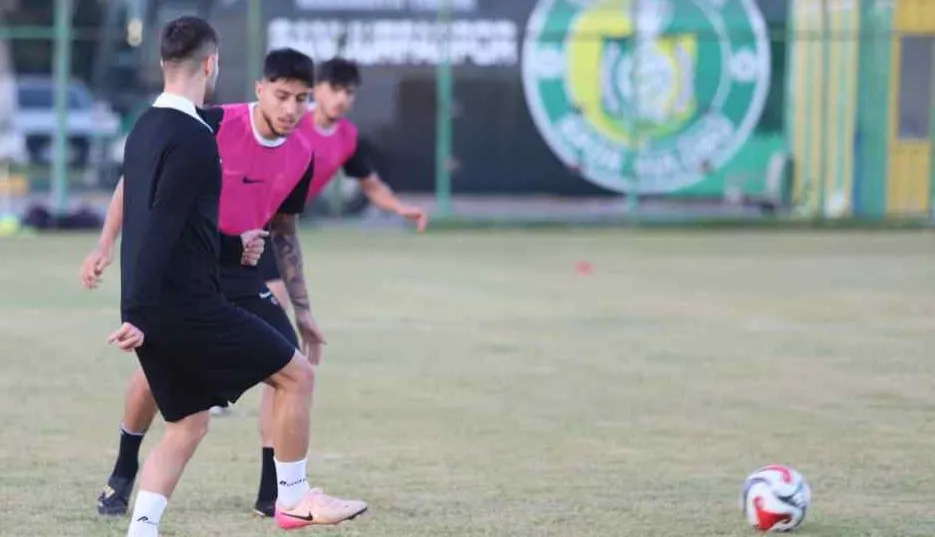 Şanlıurfaspor, ligin 9. haftasında oynayacağı Elazığspor maçı hazırlıklarını sürdürüyor.