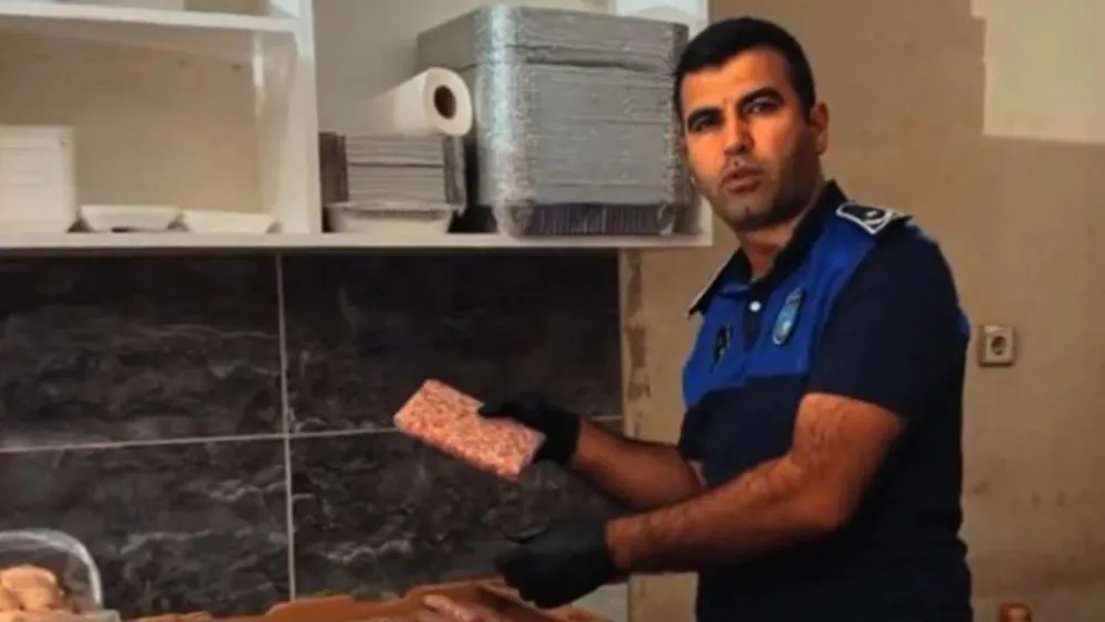 Eyyübiye’de 97 kilo kıyma imha edildi