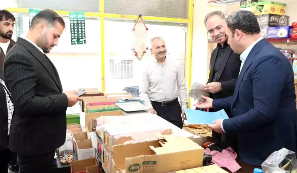 Başkan Kuş, Zimem Defterini Satın Alarak Geleneksel Yardım Geleneğini Sürdürüyor