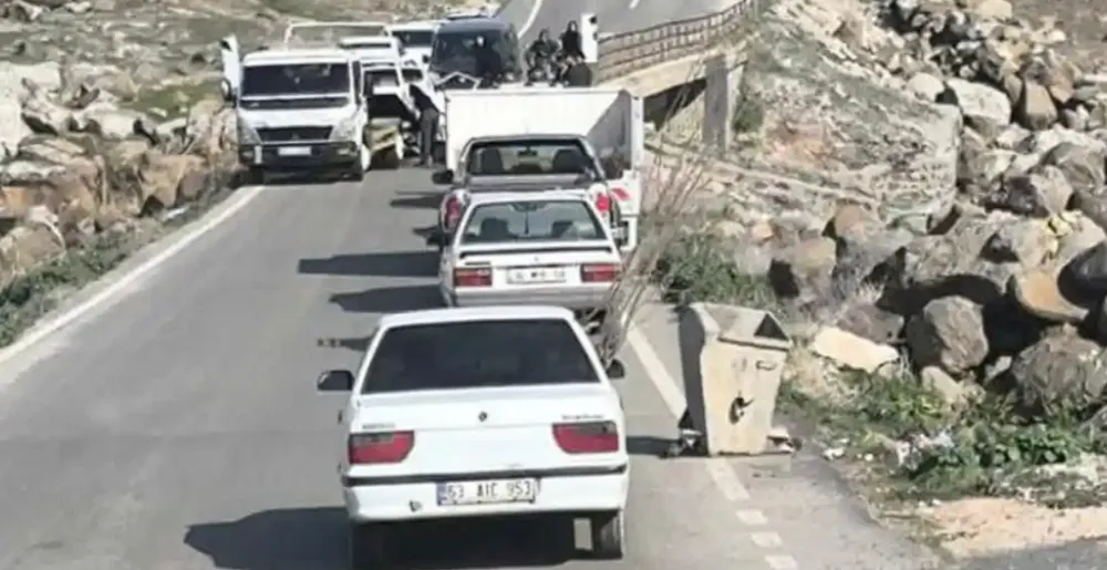 Şanlıurfa’da otomobil kaza yaptı