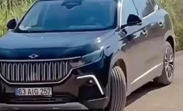 Akçakale Belediyesi Hacizli TOGG Araçlarını Kaymakamlığa Tahsis Etti