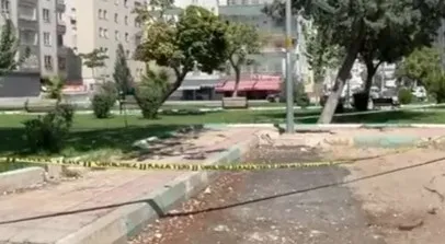 Parkta Bıçaklı Saldırı